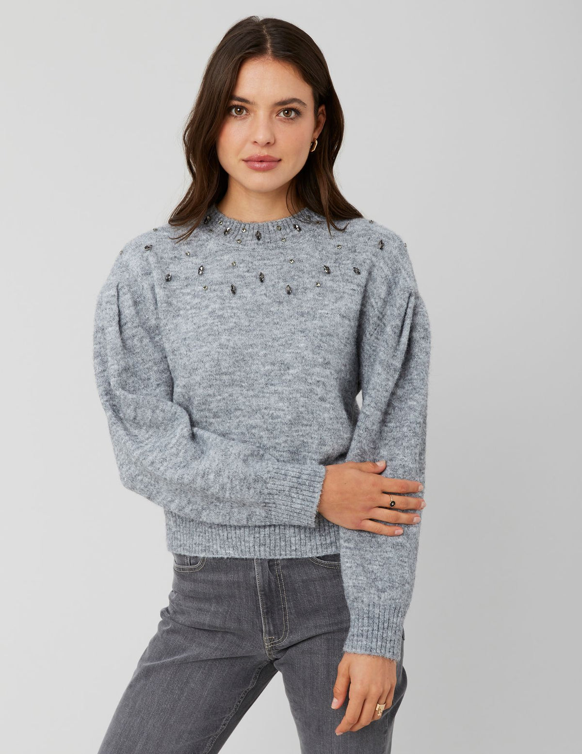 Pull col montant bijoux - 1