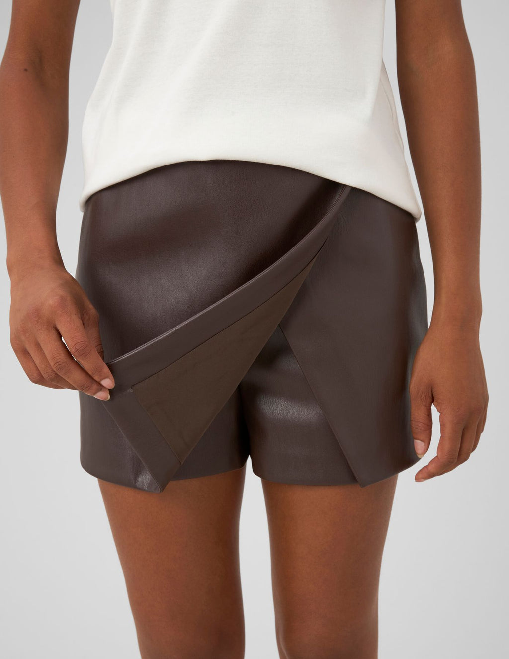 Jupe short effet enduit - 2