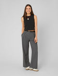 Pantalon large à pinces - 1