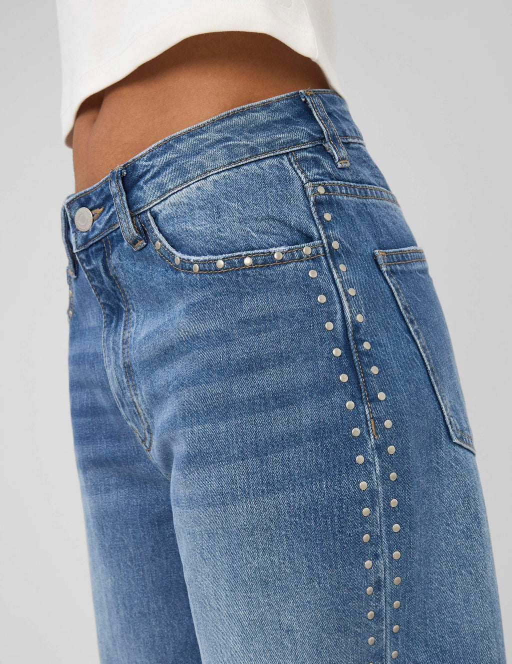 Jean wide leg avec studs - 1