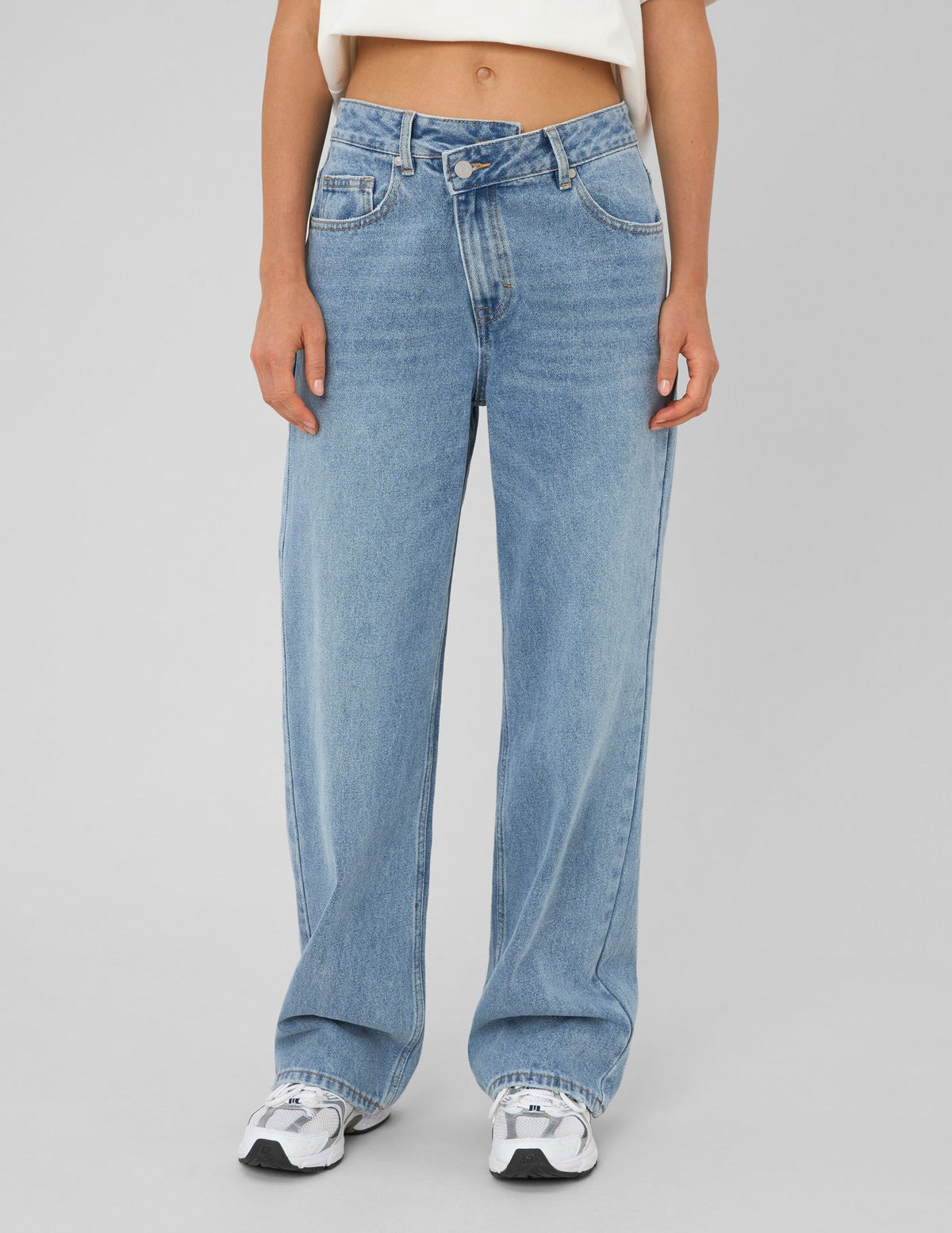 Jean straight ceinture asymétrique - 2